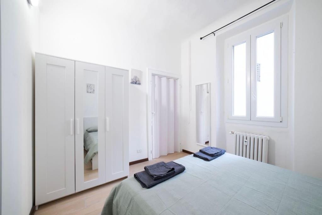 Apartment 4 Stops From The City Center 米兰 外观 照片